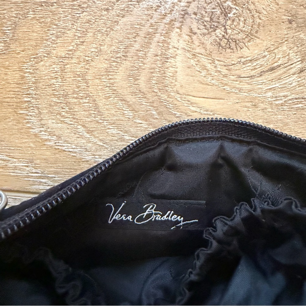 Vera‎ Bradley Adele wristlet black quilted fabric embroidered flower design NWOT - Picture 6 of 6